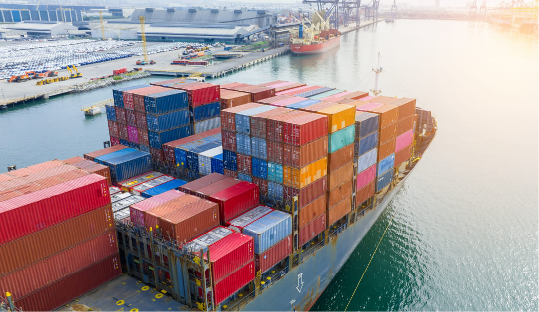 海外への日本製品の輸出の画像